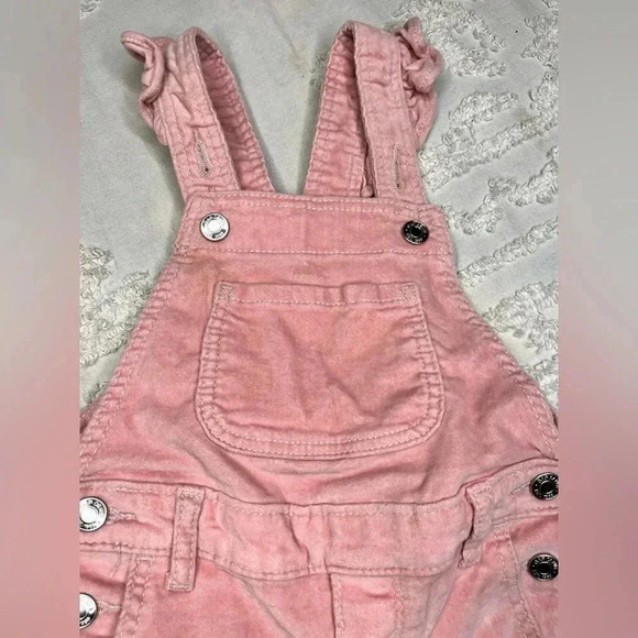 Gap Toddler Velvet Flutter Overalls - Picture 2 of 4